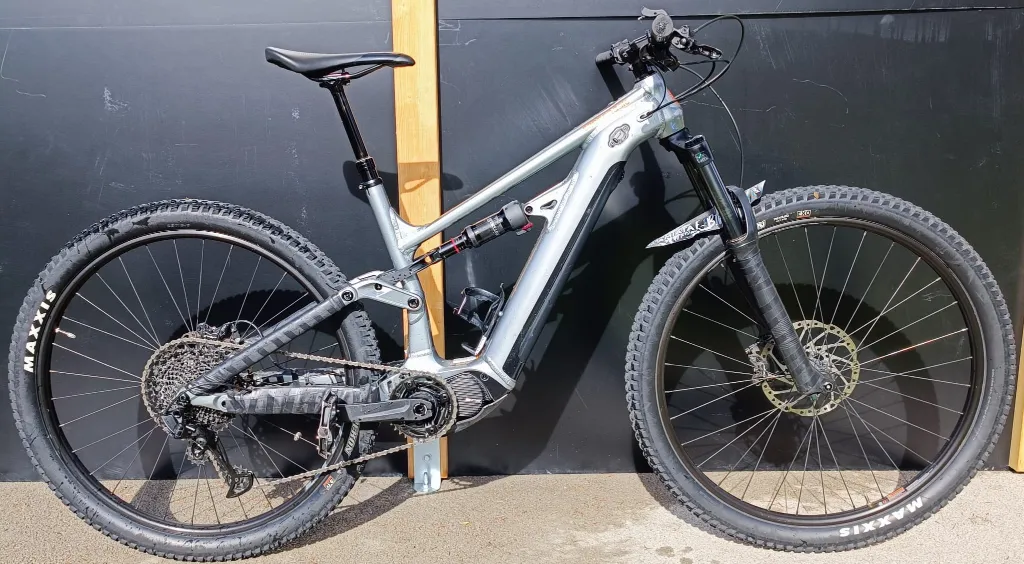CANNONDALE MOTERRA NEO 4